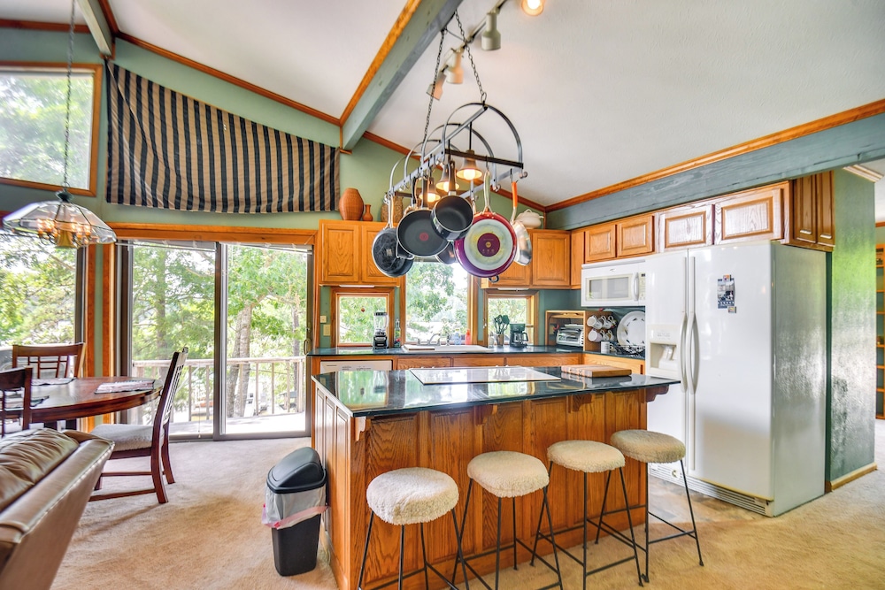 Boat Dock Access: Clarks Hill Lake Hideaway!