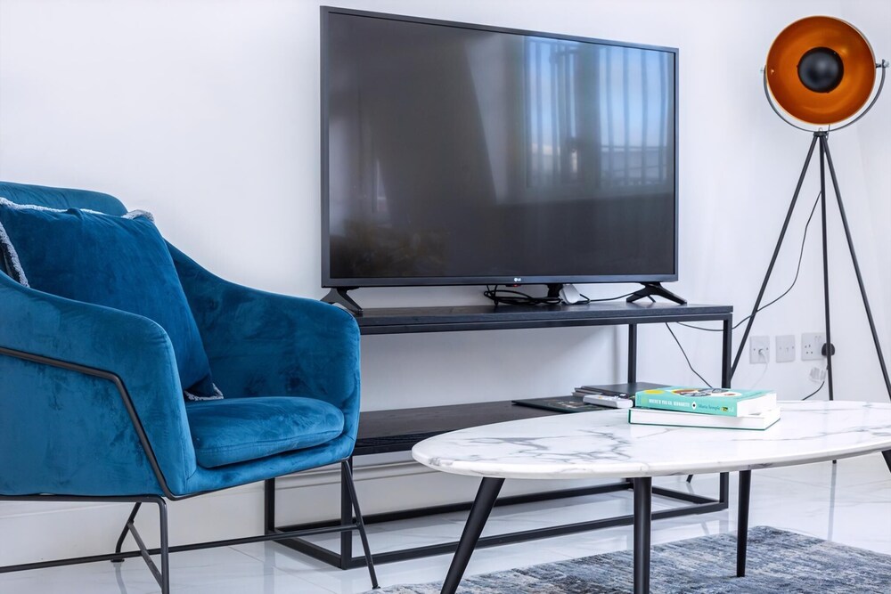 Stylish Three-bed Flat in Marylebone