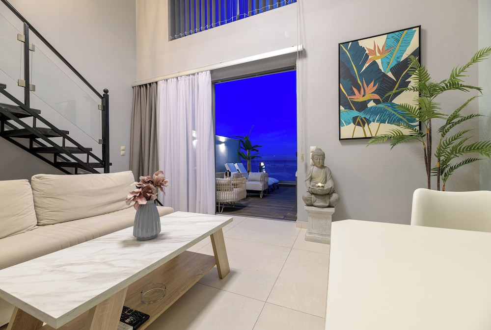 Pearl Luxury Living