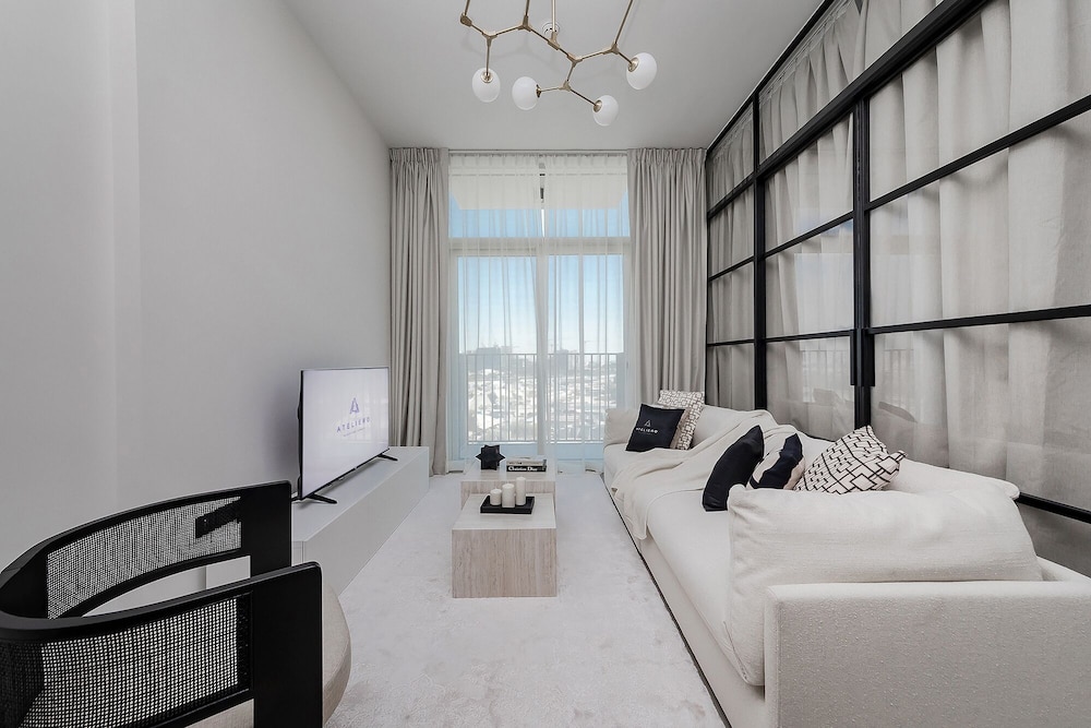 Deluxe 2BR Apartments at Socio
