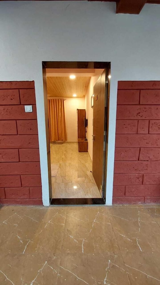 Soham Beach Resort, Diveagar