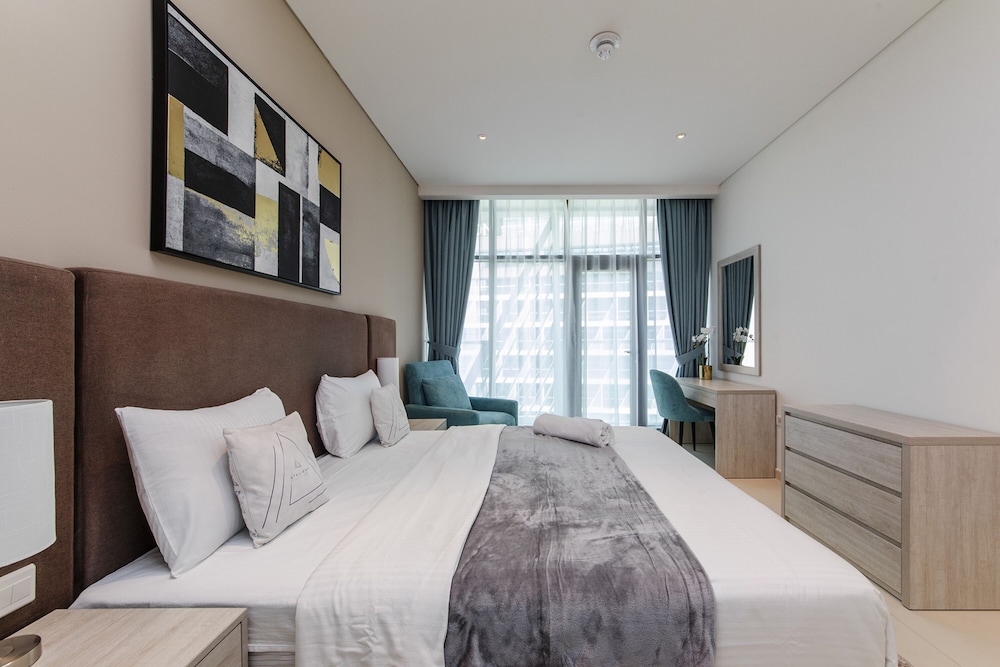 Ideal 1BR with Sea View on Palm Jumeirah