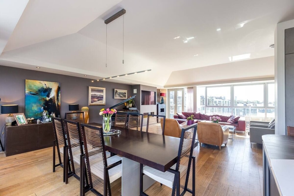 Beautiful Penthouse with terrace
