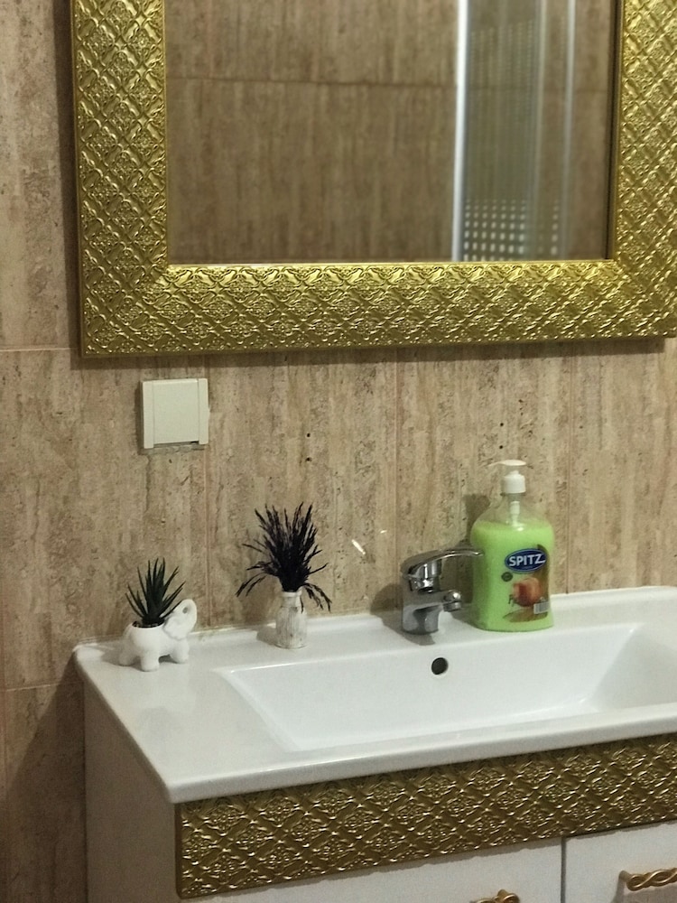 Sea Star Apartments view 5