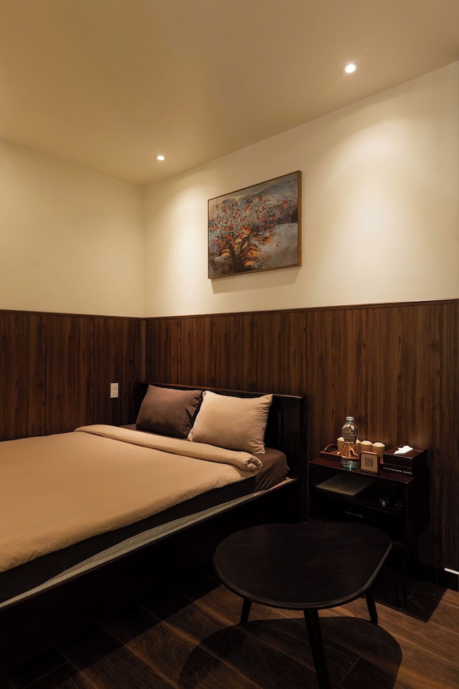 Pha Boutique House