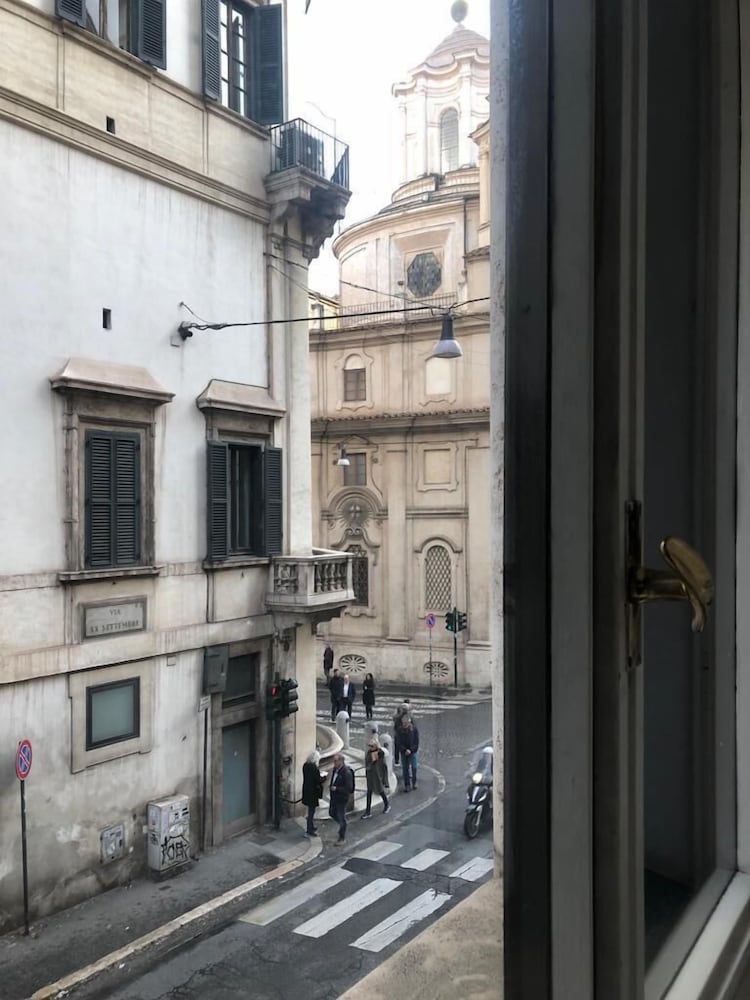 Quirinale Two Bedroom House
