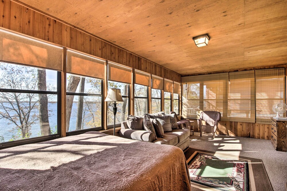 Sandy Beach Family Getaway w/ Fire Pit  Deck! - Property Image 39