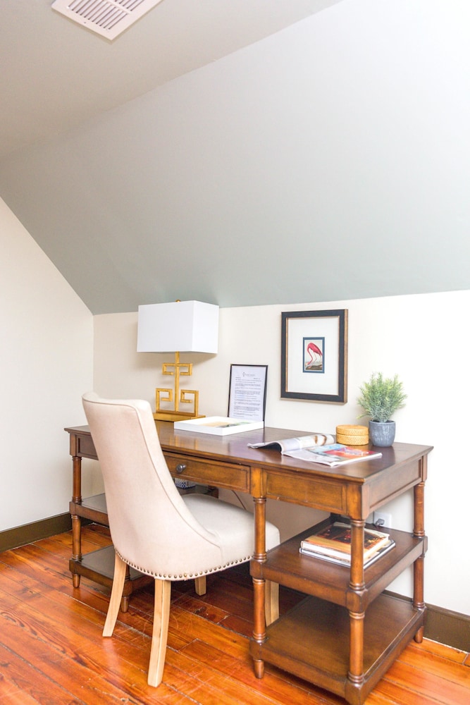 154 D Spring Street - 2 BR / 1 BA Holiday home 2 - Image 3