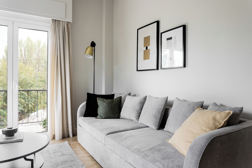UPSTREET Zeus Temple View 2BD Apt Acropolis-Plaka
