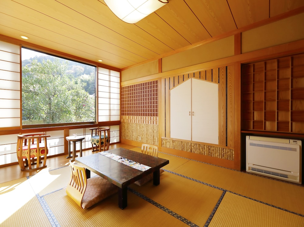 Hakone Ohiradai Onsen Sansuisou