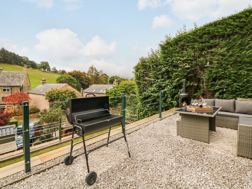 1 Orchard View