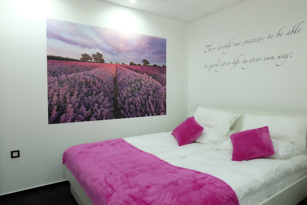 Artorius Luwiana Suites view 3