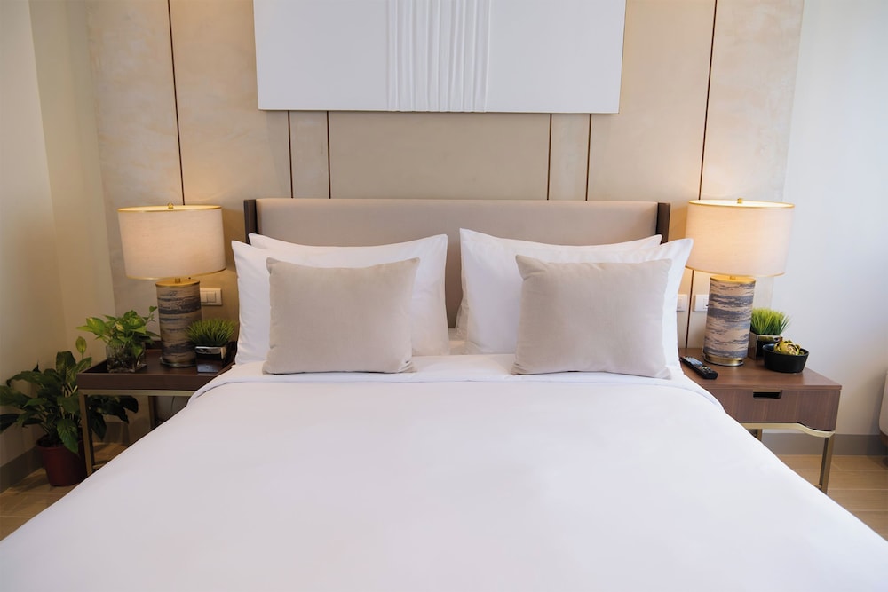 Modern City Stay Near Manila Bay