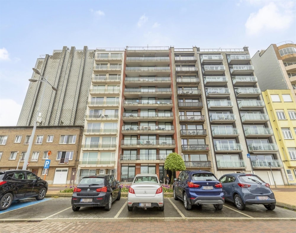 Apartment in Blankenberge With Terrace