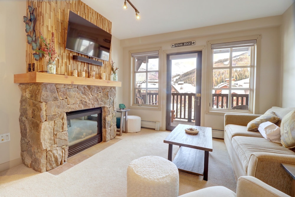 Pp409 Passage Point 2 Bedroom Condo
