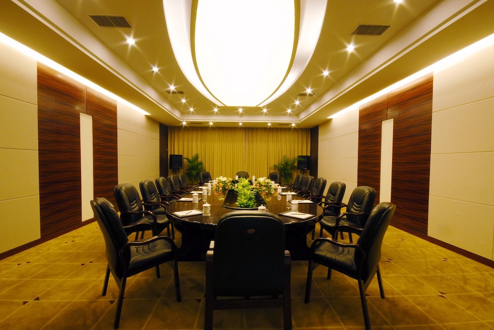 Excemon Hefei Peace Hotel