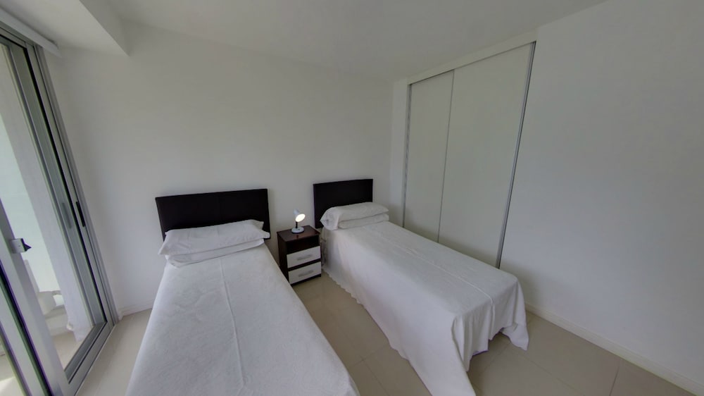 Arenas del Mar Apartments