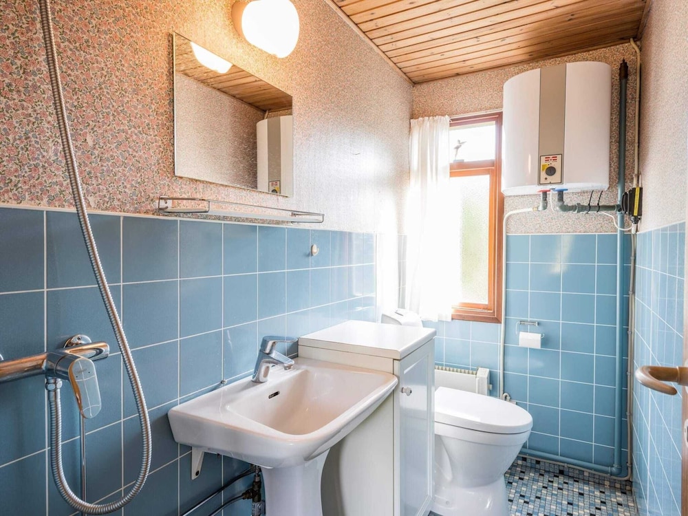 6 Person Holiday Home in Blavand