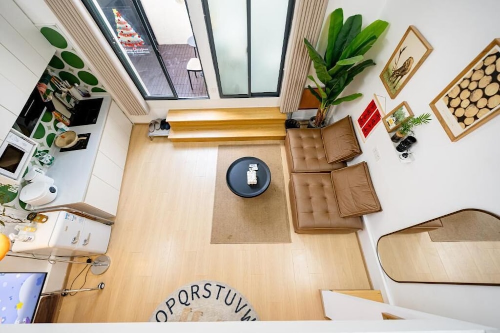 Shanghai Hills & Zinn Courtyard BNB