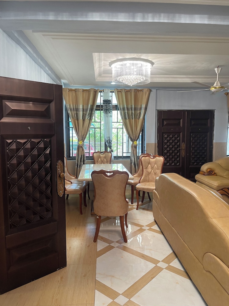 CRL Apartment 2