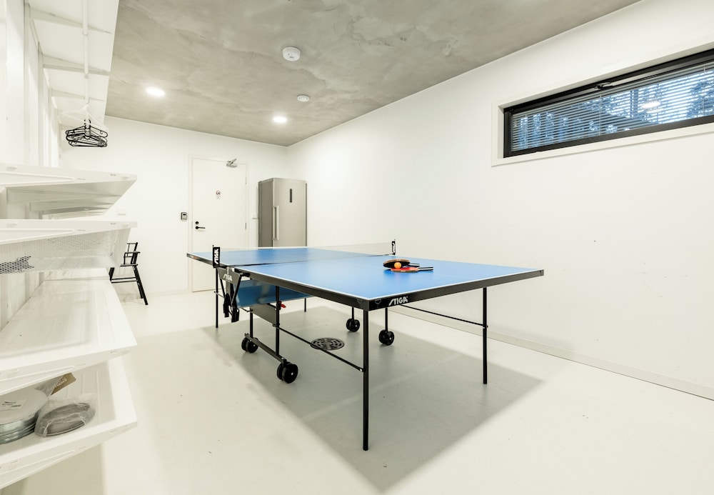 Modern Luxury 4BR Villa Levi Center