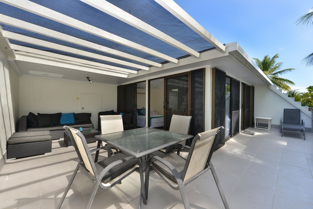 Tropical Reef Apartments Port Douglas