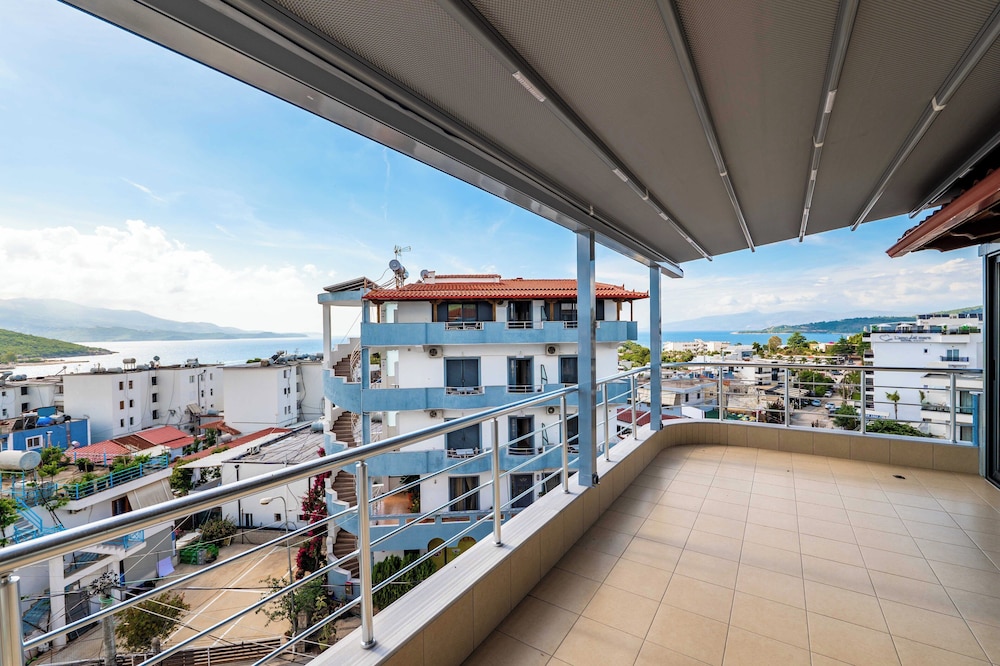 Villa JIOTA