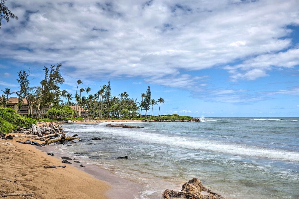 'hale Iki' Kapa'a Cottage - 1 Block to Beach! view 4