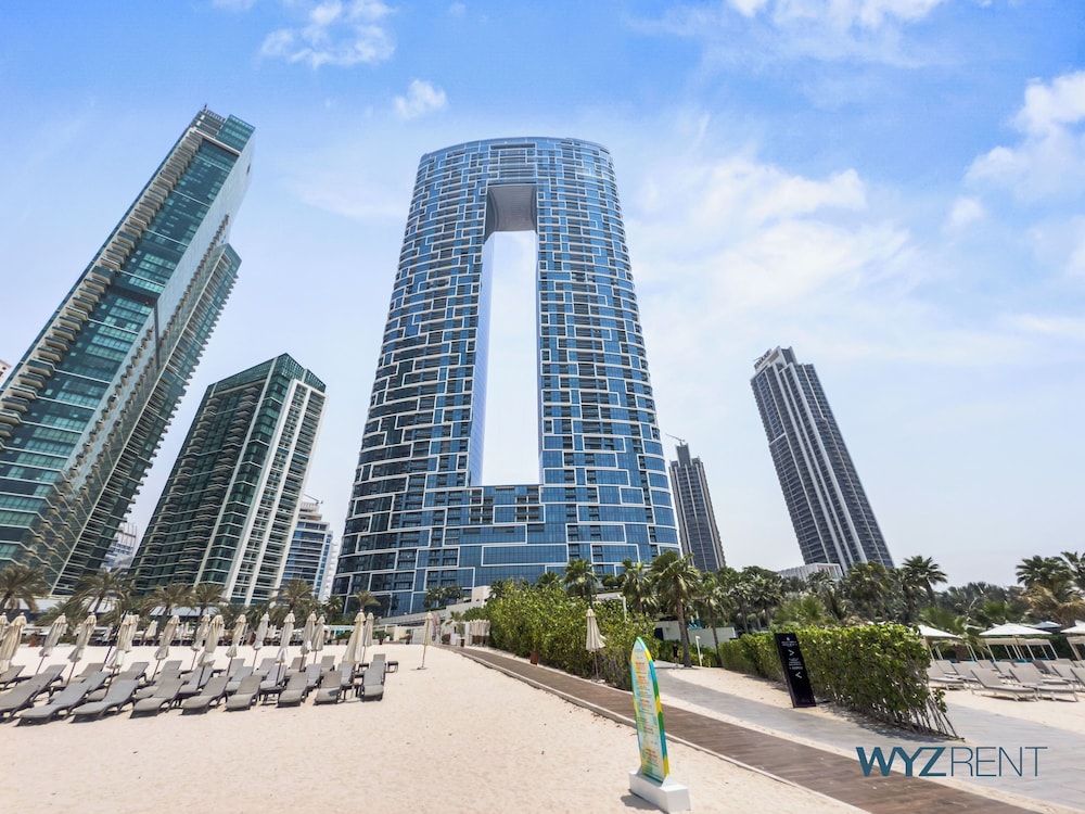 Luxury 1BR Address JBR Beachfront