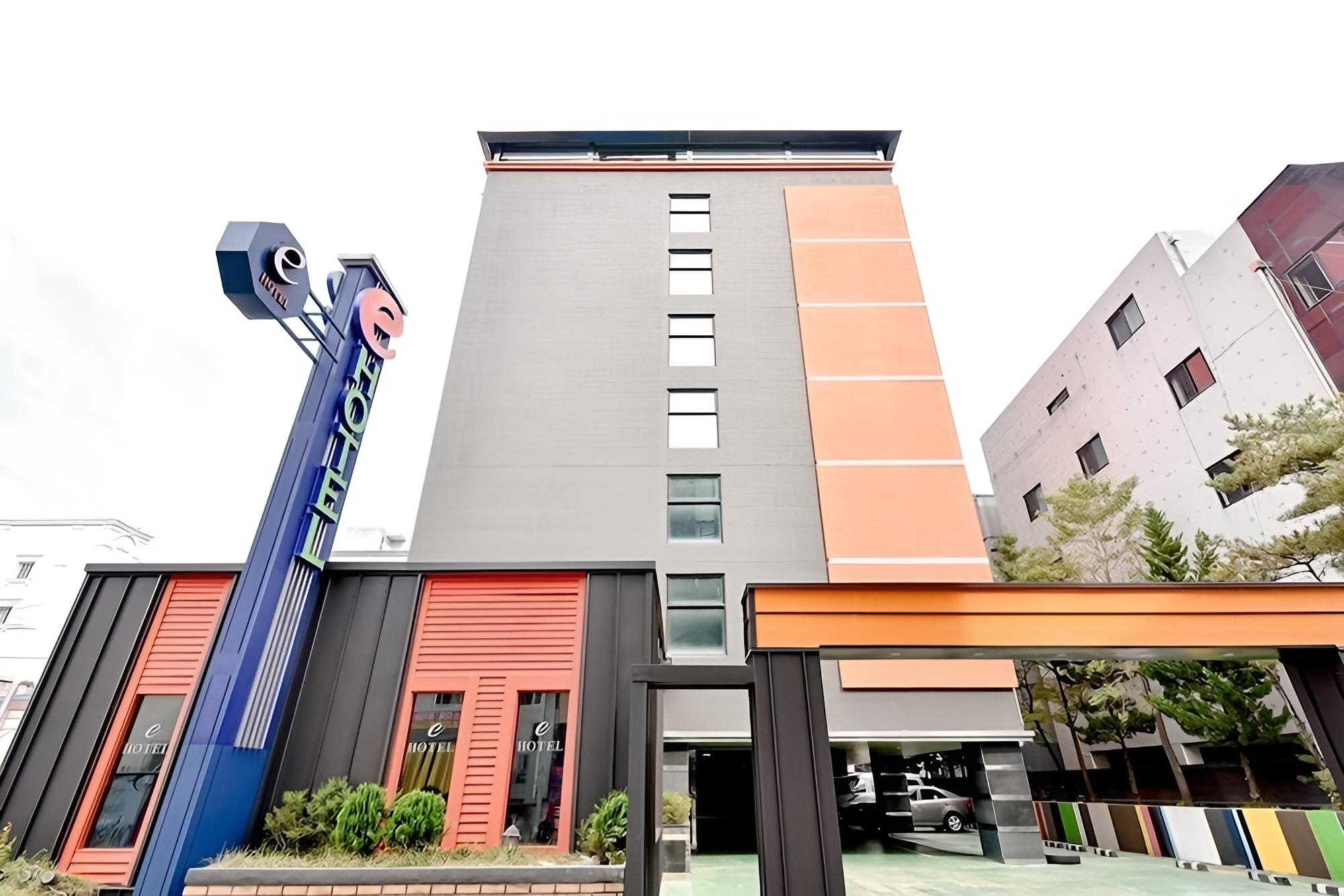 eHotel Gumi