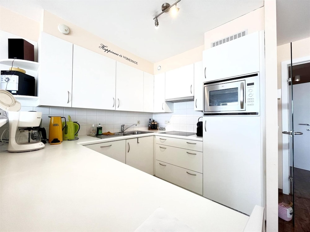 Apartment in Wenduine With Stunning Sea Views