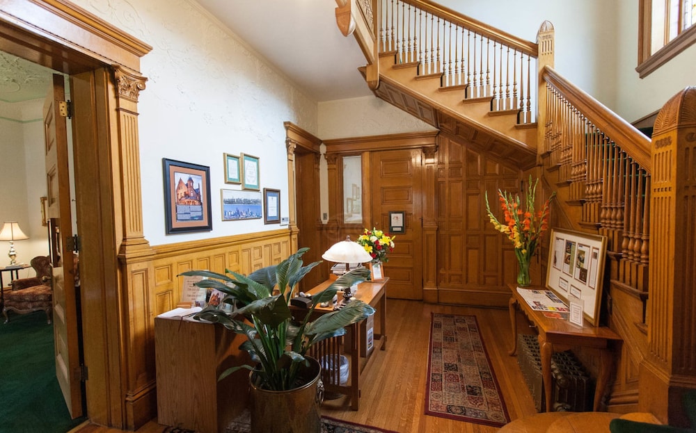 Capitol Hill Mansion B&B Inn