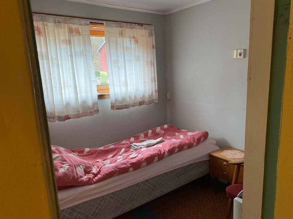 8 Person Holiday Home in Svensby