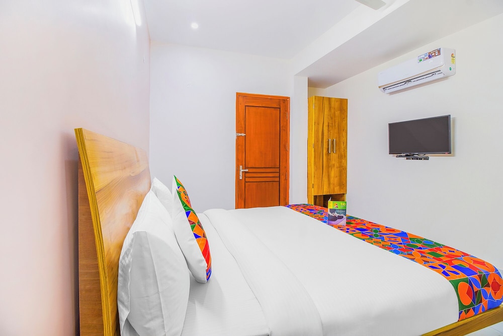 Fabhotel Gazelle Studios