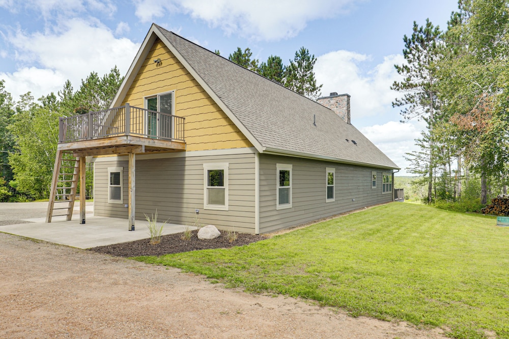 Near Hiking & Snowmobile Trails: Wabeno Cabin!
