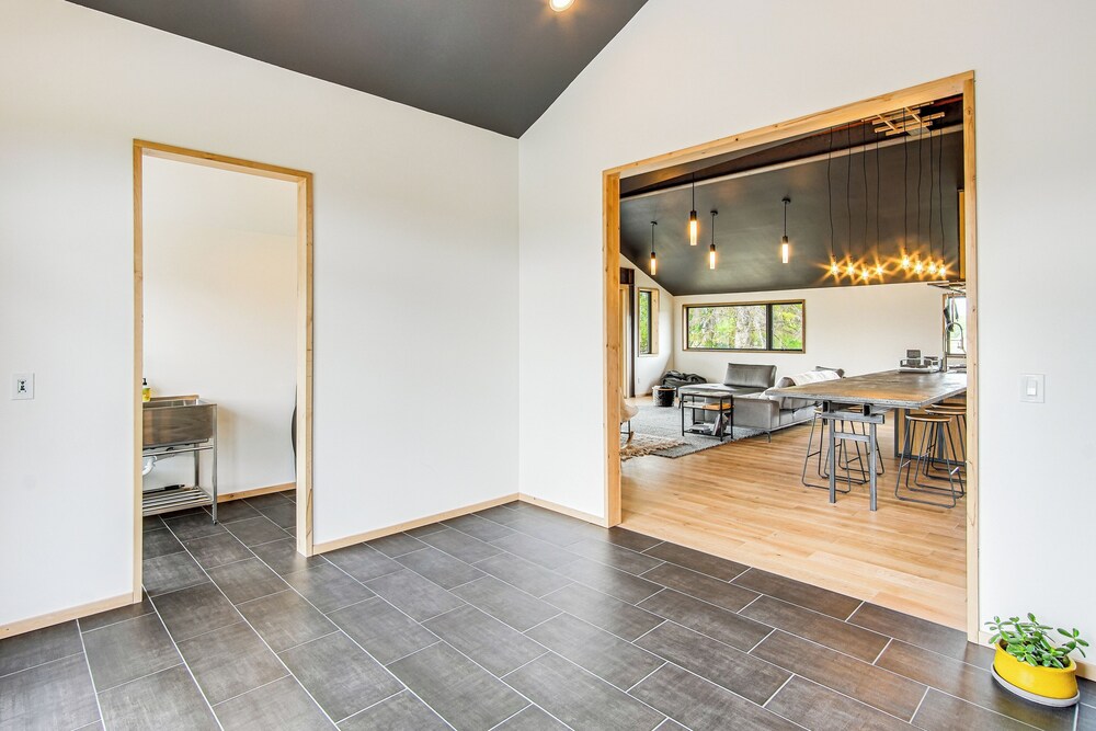 Stunning 14er Views! Private 6-acre Salida Retreat