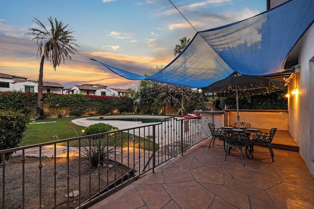 Dandelion by Avantstay Pool, 0.2mi to Downtown!
