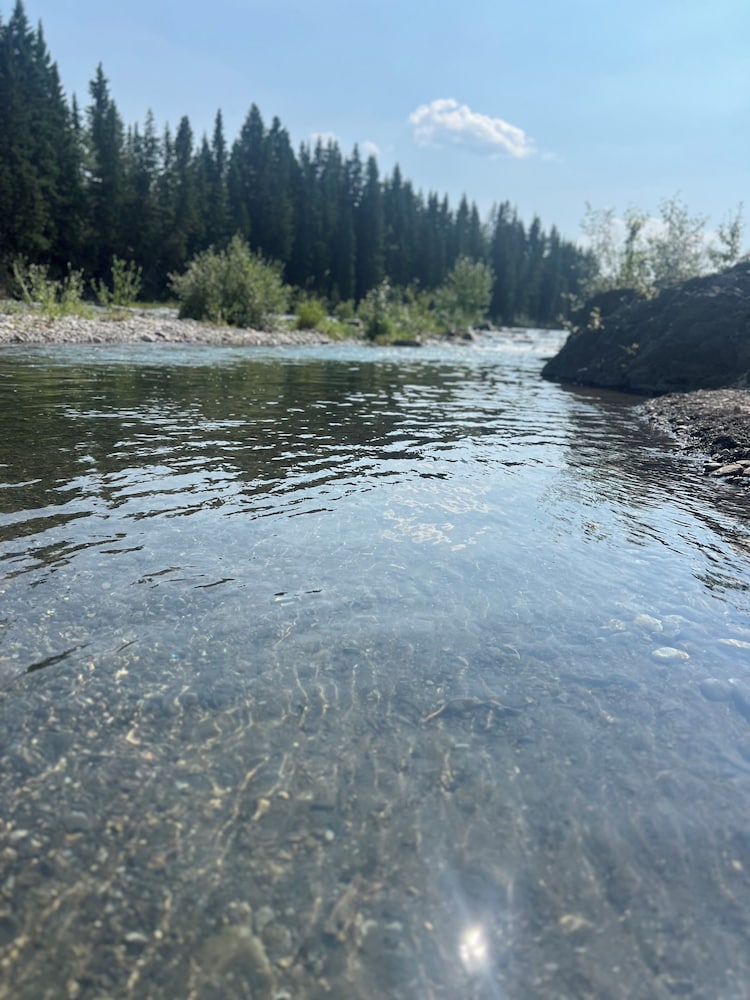 River Retreat Kananaskis