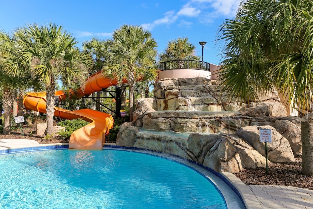 Tropical Luxury Near Disney! Professionally Decorated With Huge Pool, Game Room. 6bd/ 4.5ba #6st129 - Image 2