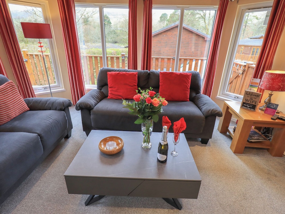 Striding Edge Lodge