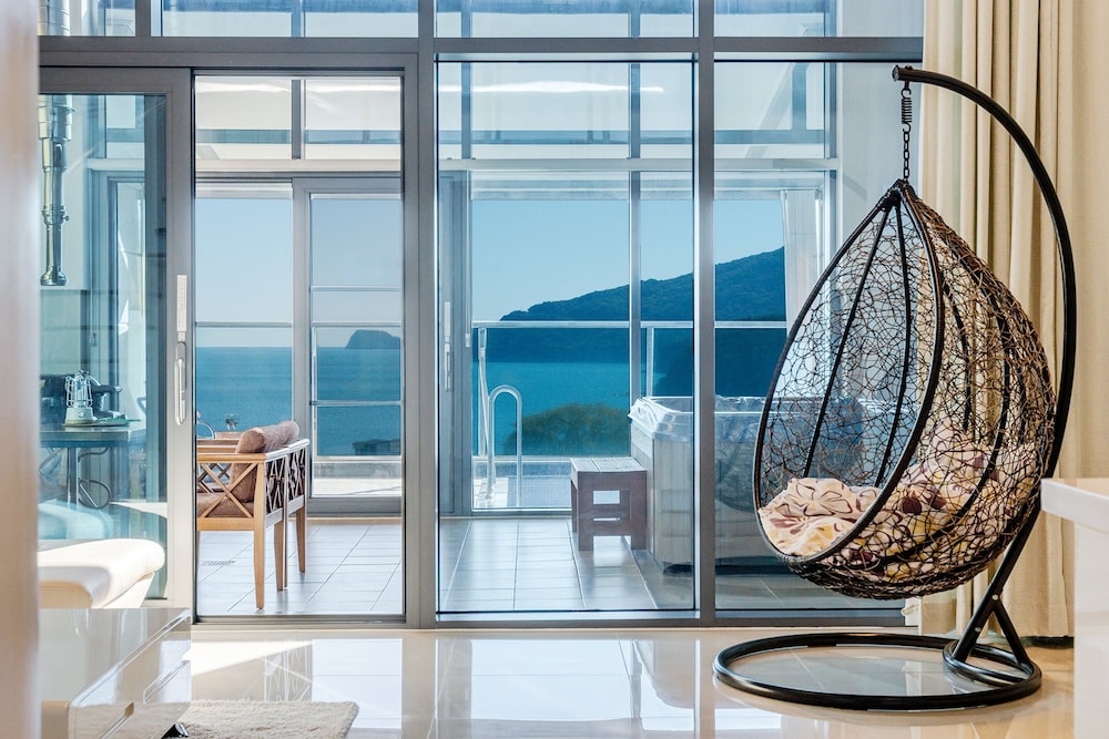 Geoje Pension Kan Pool Villa