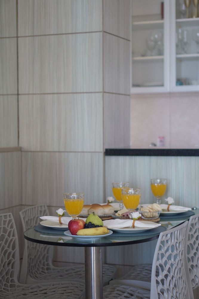 CasAmar Inn