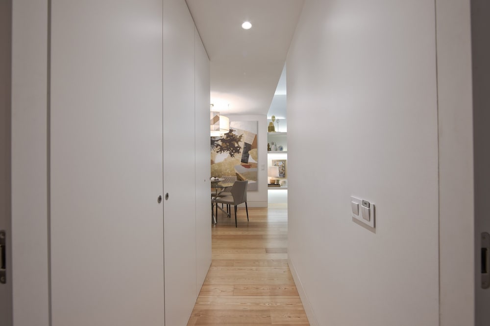 Downtown Prime by Homing