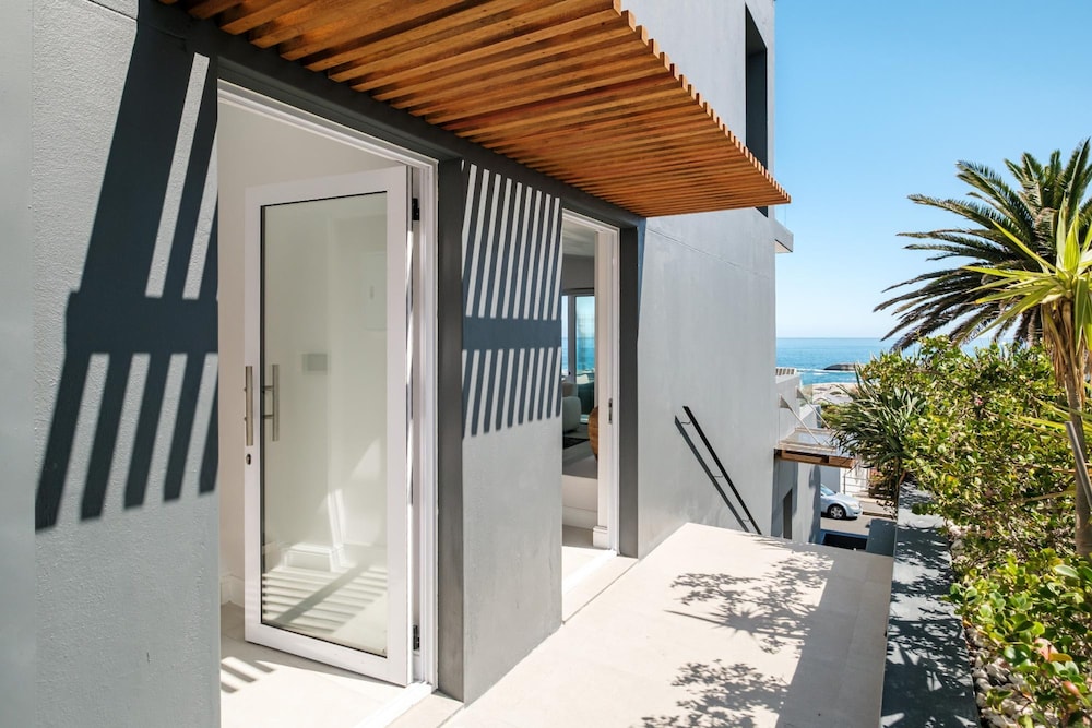 Sea View 3bed Camps Bay Apt Sapphire Tide Pad