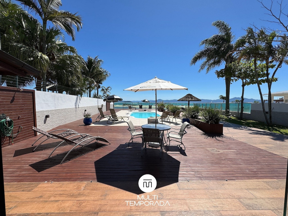 Dream House Frente Mar - Ponta das Canas