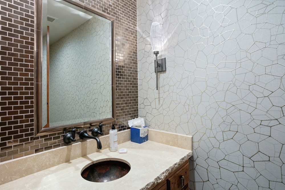 504 - Five Bedroom Penthouse Grand Lodge 5 Condo