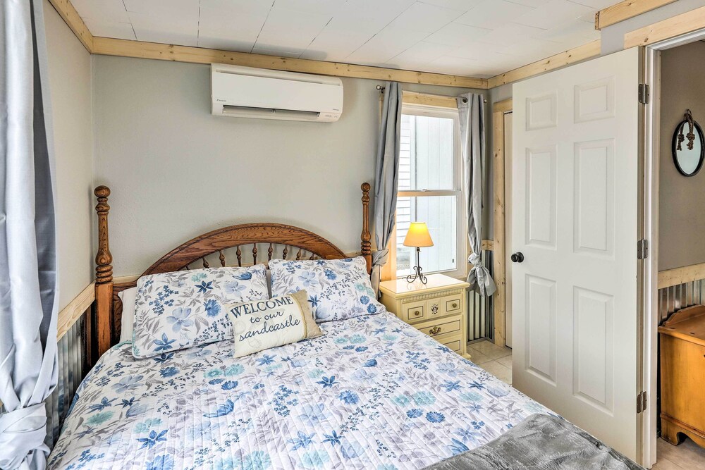 Watertown Vacations - Lakefront Vacation Rental With Fire Pit  Dock! - Property Image 4