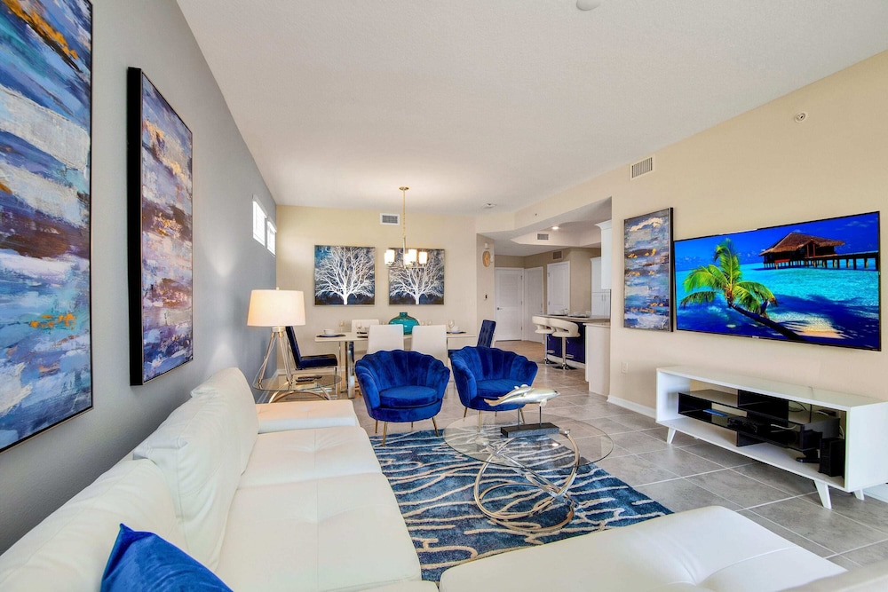 Posh and Spacious 3BD Condo With Patio, Pond View and Close to Disney! #3sl108 - Image 2