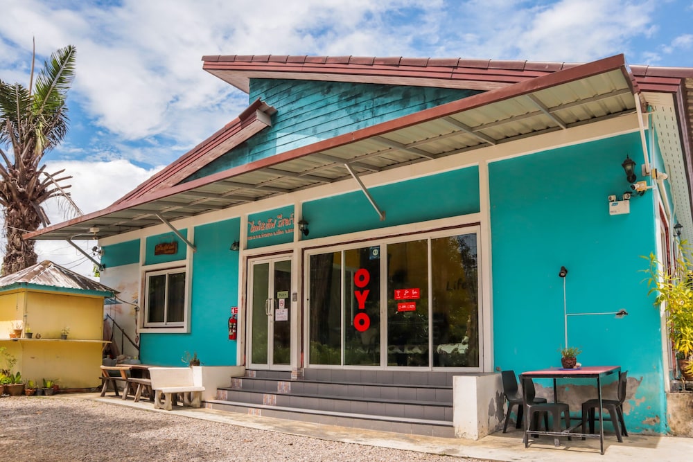 OYO 902 Life​ &​ Love​ Resort​