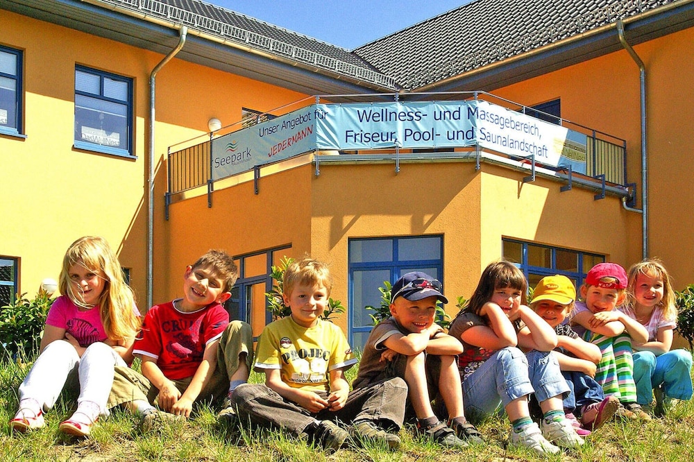 Seepark Auenhain am Markkleeberger See in Markkleeberg
